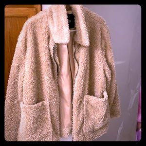 Steve Madden Teddy coat - fits like a medium!!